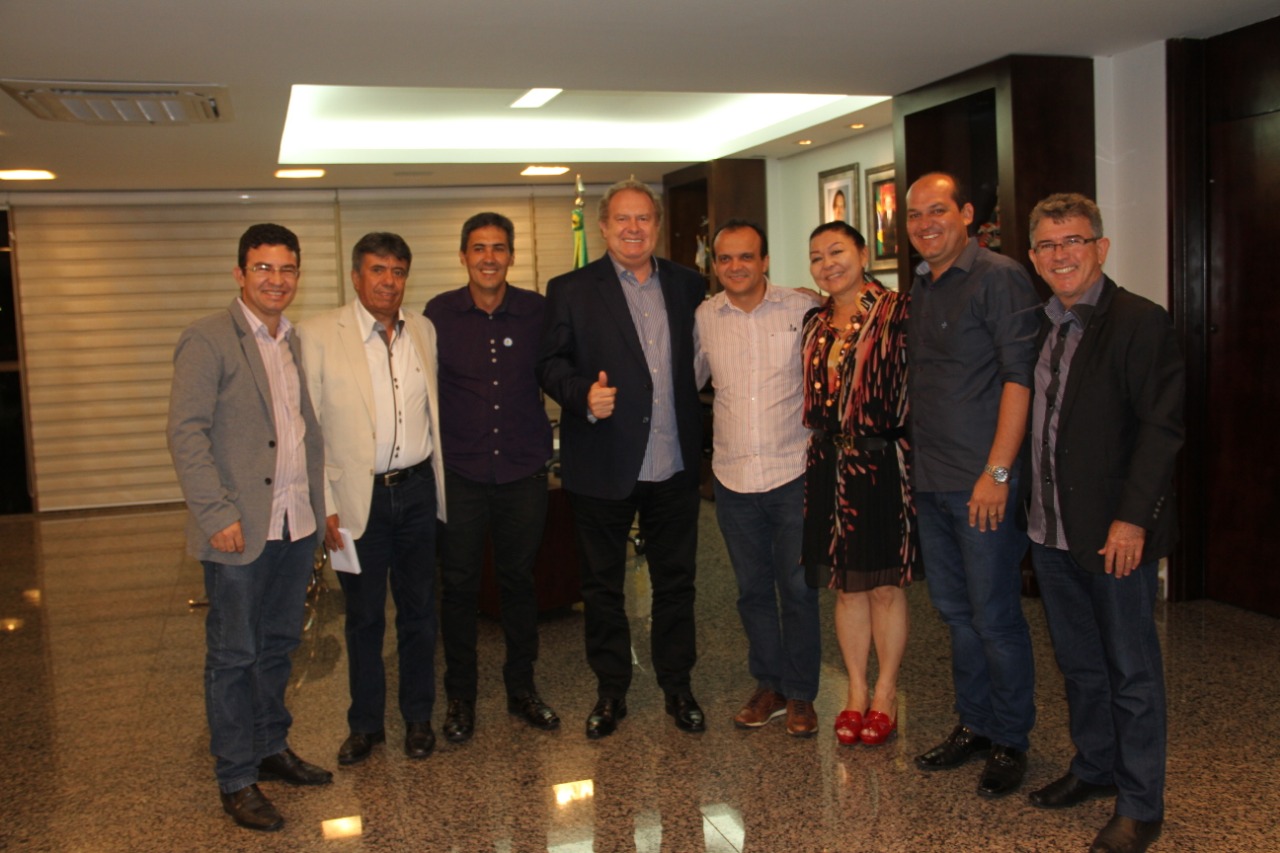 Joaquim Maia se reúne com Governador e Prefeitos do Consórcio do Lago para tratar da manutenção de estradas vicinais 3