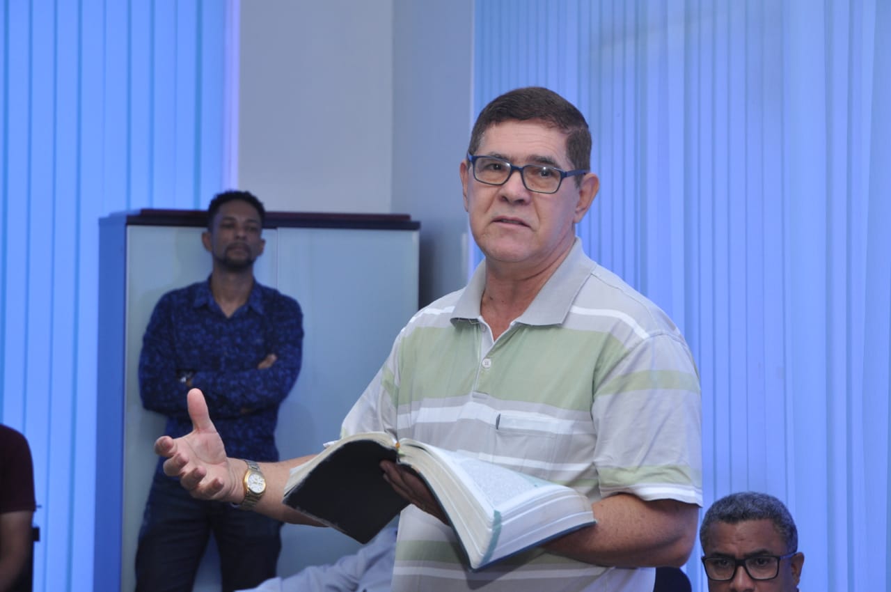 Prefeito de Porto Nacional Joaquim Maia se reúne com pastores em seu gabinete 2